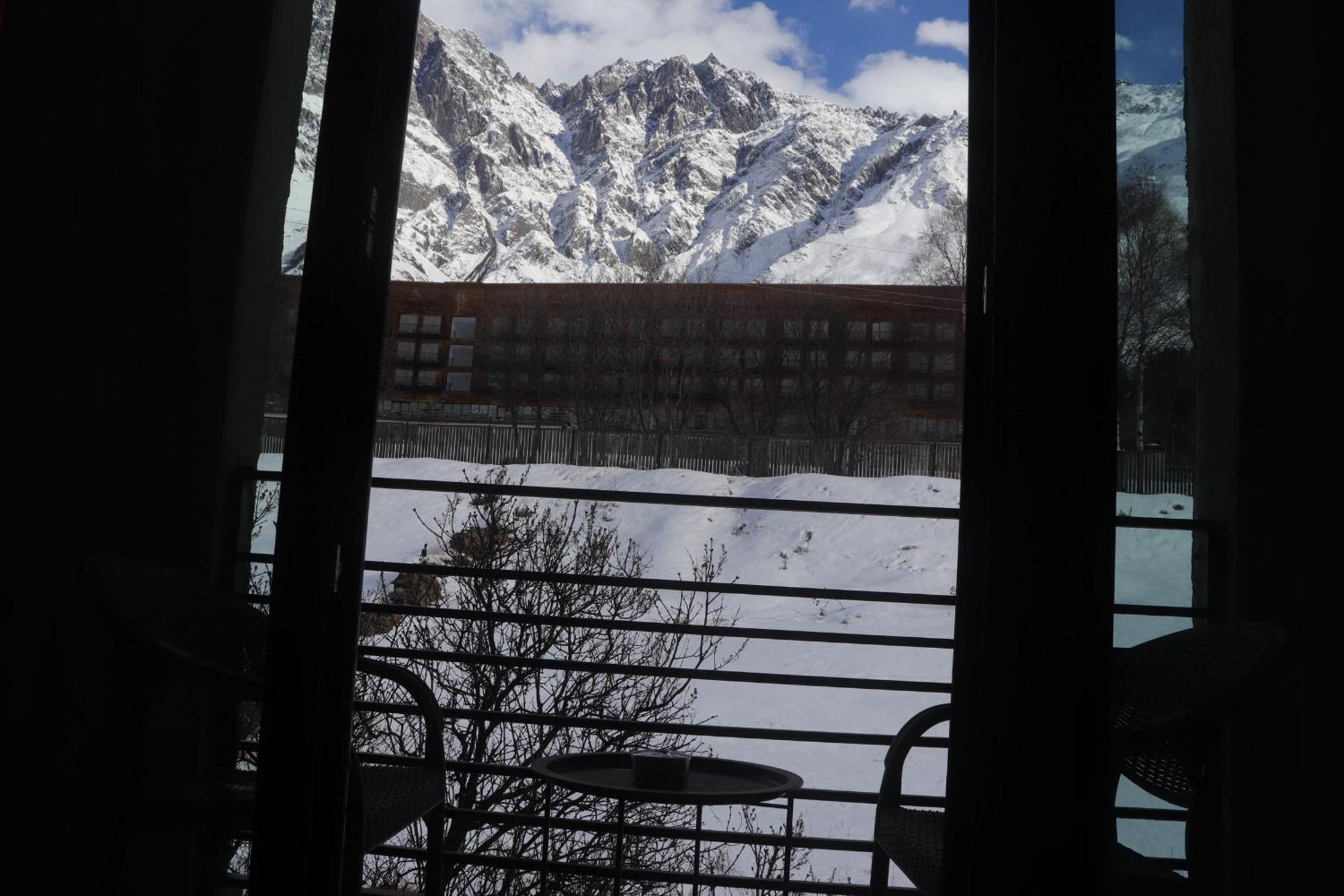 Rooftop Kazbegi Exterior foto
